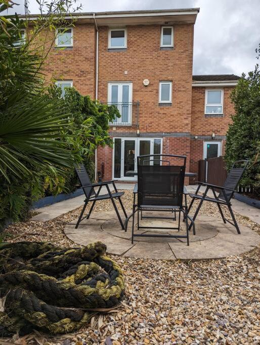 הוילה לאנלי Coastal Retreat In Carmarthenshire מראה חיצוני תמונה