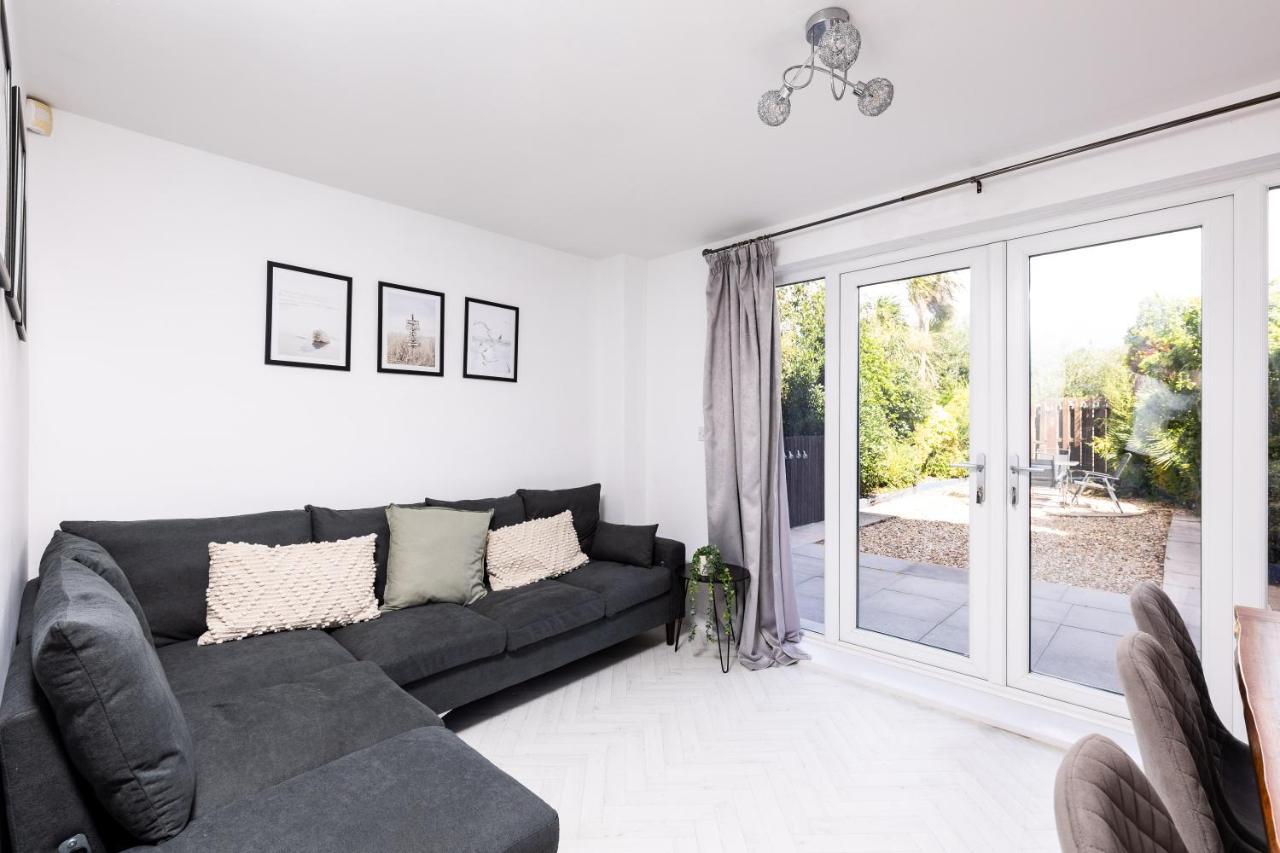 הוילה לאנלי Coastal Retreat In Carmarthenshire מראה חיצוני תמונה