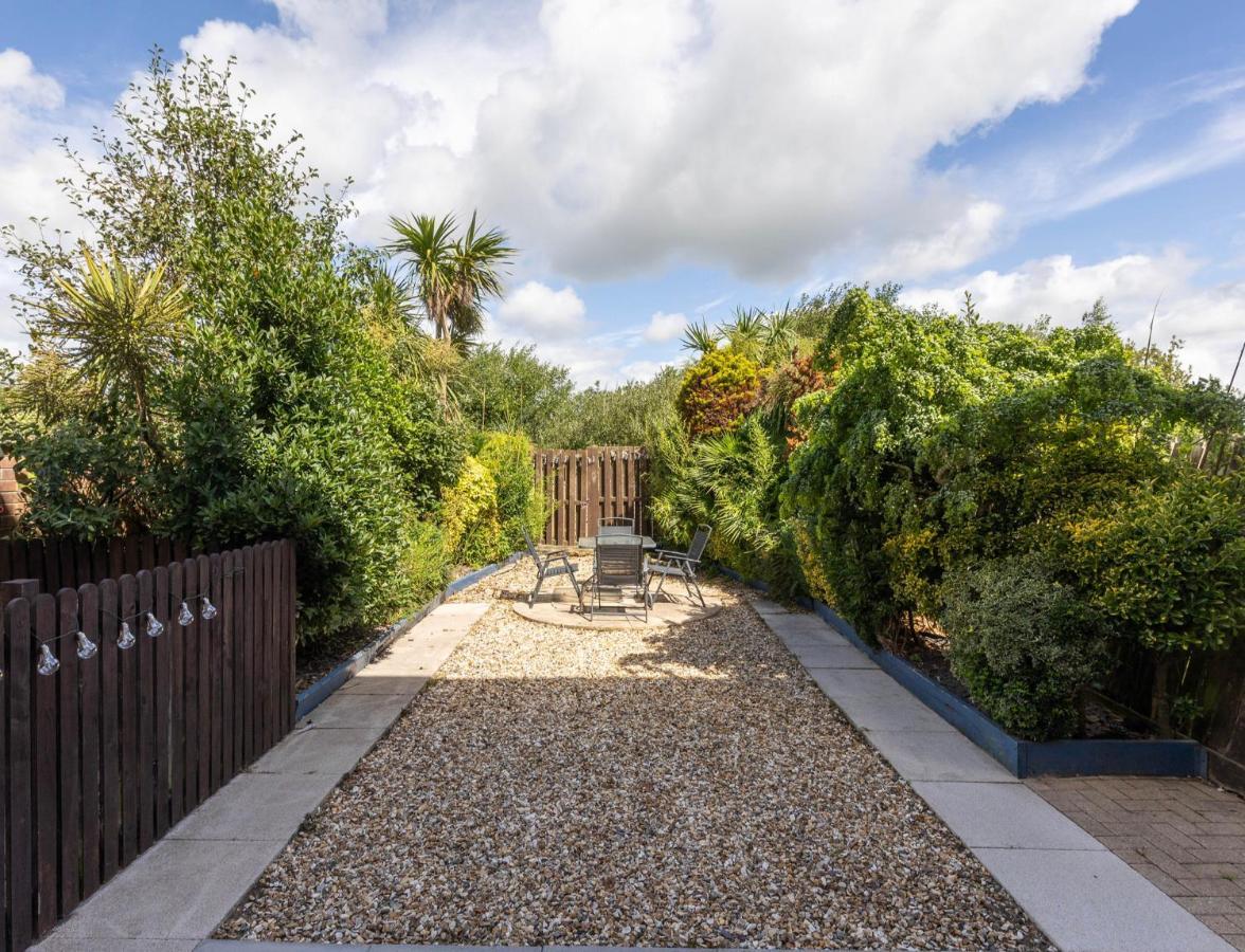 הוילה לאנלי Coastal Retreat In Carmarthenshire מראה חיצוני תמונה